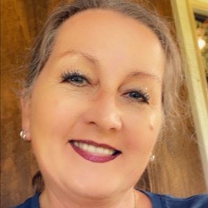 Meet your Posher, Joanne